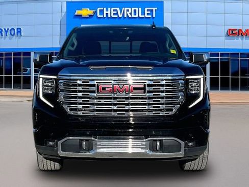 Used 2024 GMC Sierra 1500 Denali w/ Technology Package image 2