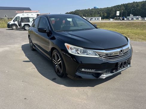 Used 2017 Honda Accord Sport image 1