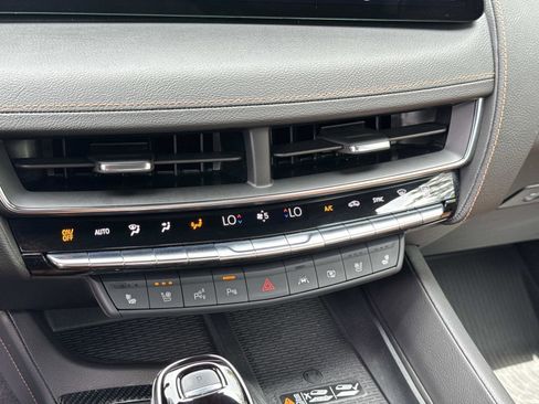 Used 2025 Cadillac CT5 Premium Luxury w/ Platinum Package AWD/4WD image 26