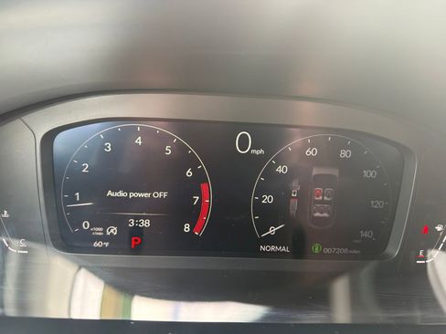 Used 2025 Acura ADX AWD image 4
