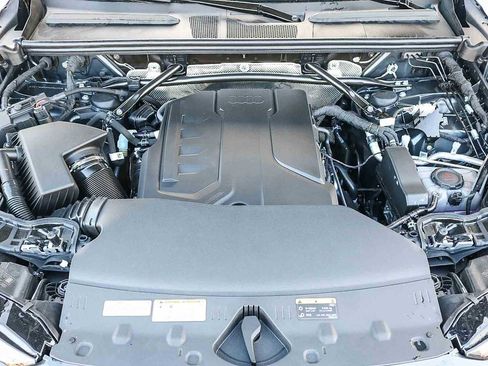 New 2025 Audi Q5 Premium image 37