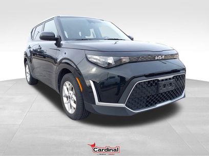 Used 2023 Kia Soul LX w/ LX Technology Package