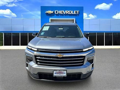 New 2026 Chevrolet Traverse LT w/ LPO, Floor Liner Package image 8