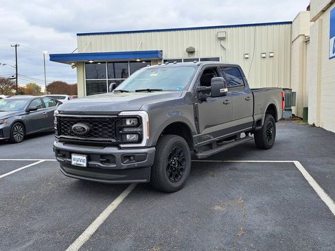 New 2026 Ford F250 Lariat w/ Black Appearance Package AWD/4WD image 3