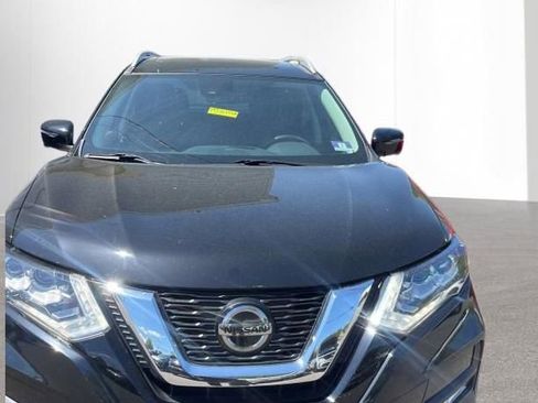 Used 2019 Nissan Rogue SL w/ Premium Package AWD/4WD image 8
