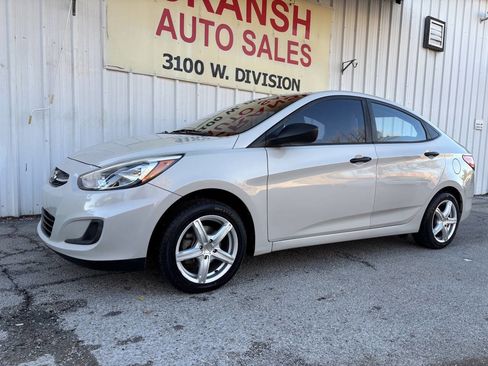 Used 2016 Hyundai Accent SE w/ Option Group 02 image 8