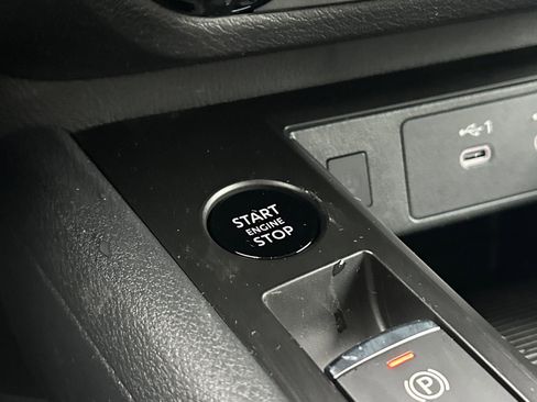 New 2026 Nissan Kicks SV image 22