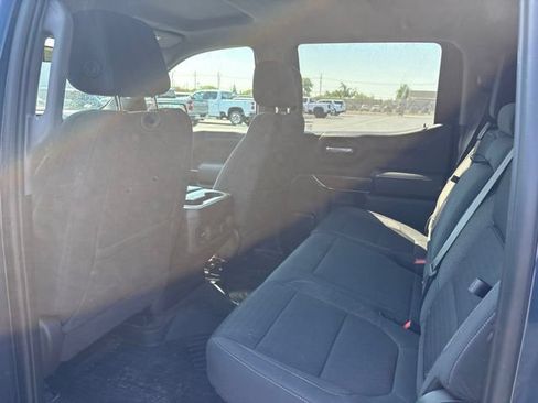 Used 2021 Chevrolet Silverado 1500 LT Trail Boss w/ Convenience Package II AWD/4WD image 9