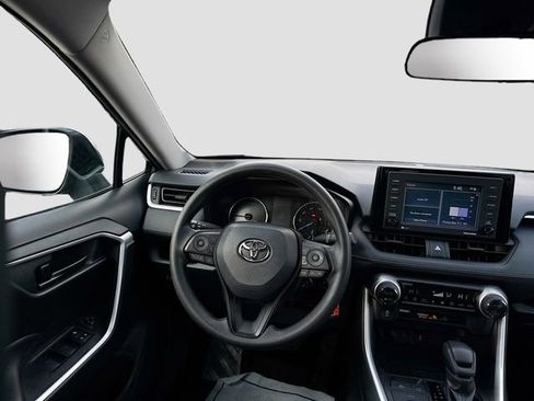 Used 2020 Toyota RAV4 LE image 21