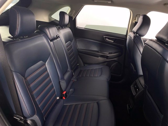 Used 2022 Ford Edge SEL w/ Sport Appearance Package AWD/4WD image 18