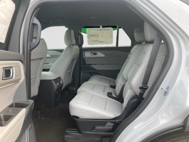 New 2027 Ford Explorer Active w/ Active Comfort Package AWD/4WD image 9