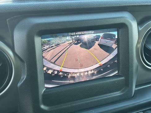 Used 2020 Jeep Wrangler Unlimited Sport S image 30