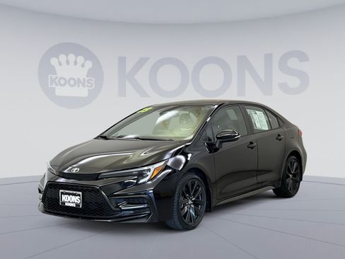 Used 2023 Toyota Corolla SE w/ Carpet Mat Package (TMS) FWD image 4