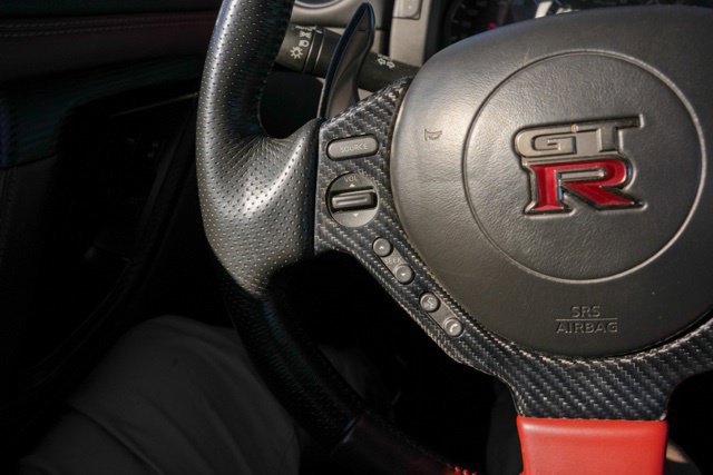 Used 2015 Nissan GT-R Premium AWD/4WD image 17