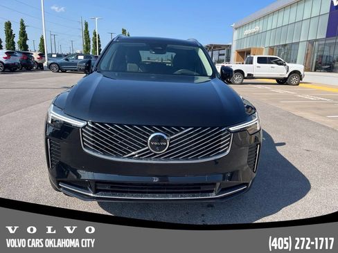 Used 2026 Volvo XC90 B6 Ultra AWD/4WD image 2
