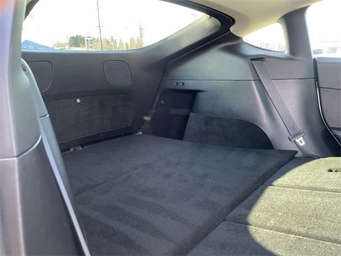 Used 2022 Tesla Model Y Long Range image 43