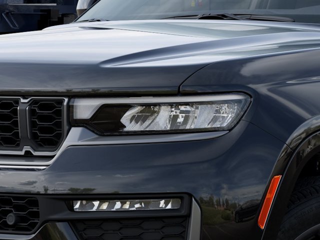 New 2027 Jeep Grand Cherokee Limited AWD/4WD image 10