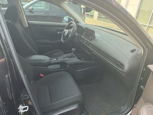 Used 2024 Honda HR-V LX image 5