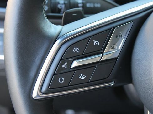 Used 2025 Buick Enclave Sport Touring image 13