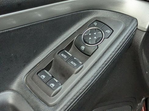 Used 2015 Ford Explorer XLT w/ Equipment Group 202B image 13