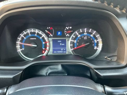 Used 2015 Toyota 4Runner SR5 AWD/4WD image 13