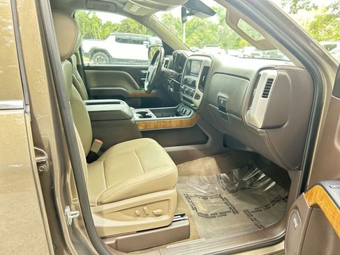 Used 2015 GMC Sierra 1500 SLT w/ SLT Crew Cab Value Package AWD/4WD image 14