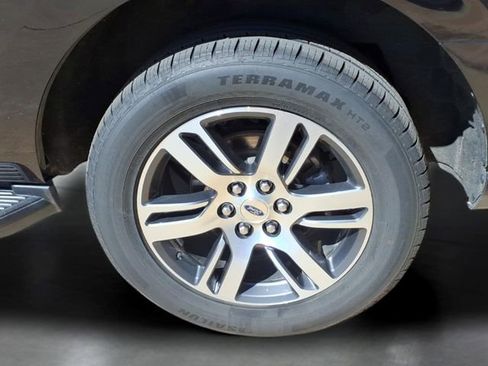 Used 2024 Ford Expedition Limited AWD/4WD image 32