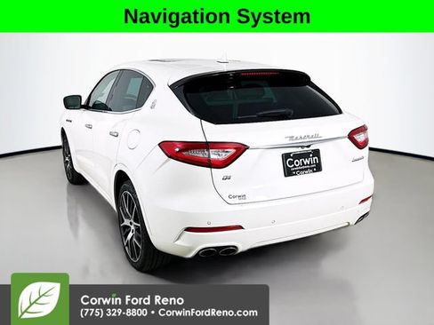 Used 2020 Maserati Levante AWD/4WD image 5