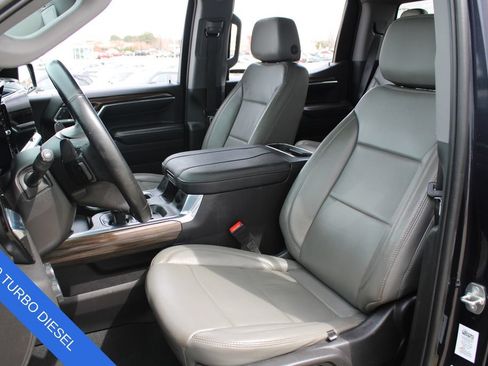 Used 2024 Chevrolet Silverado 1500 LT Trail Boss w/ Protection Package AWD/4WD image 7