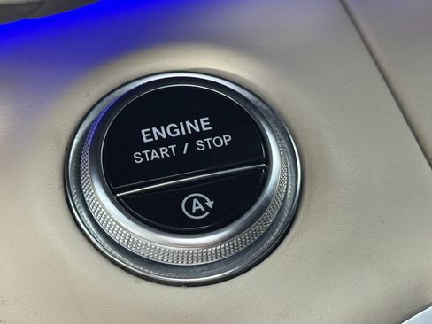 Used 2022 Mercedes-Benz SL 55 AMG 4MATIC image 23