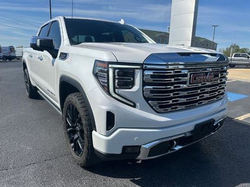 Used 2025 GMC Sierra 1500 Denali w/ Denali Reserve Package image 2