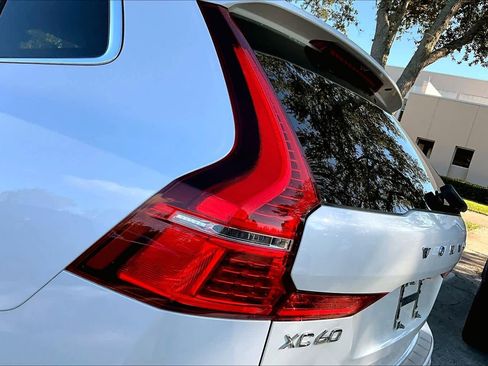 Used 2023 Volvo XC60 B5 Plus w/ Climate Package image 28