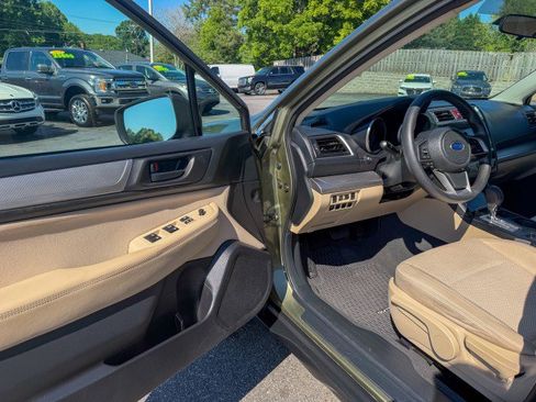 Used 2018 Subaru Outback 2.5i AWD/4WD image 13