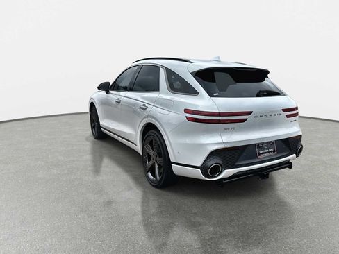Used 2022 Genesis GV70 3.5T Sport w/ Sport Prestige Package AWD/4WD image 14