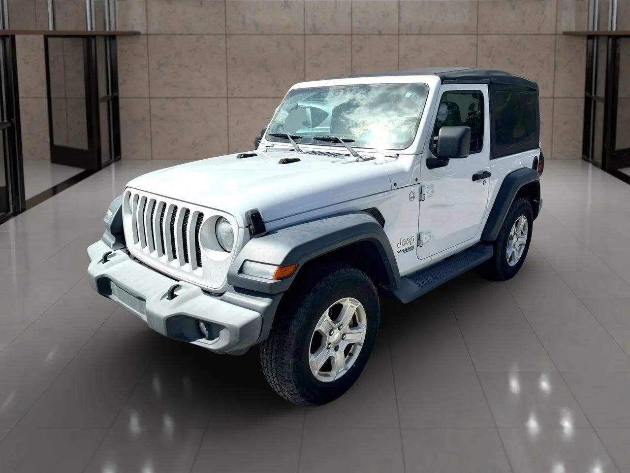 Used 2019 Jeep Wrangler Sport AWD/4WD image 7