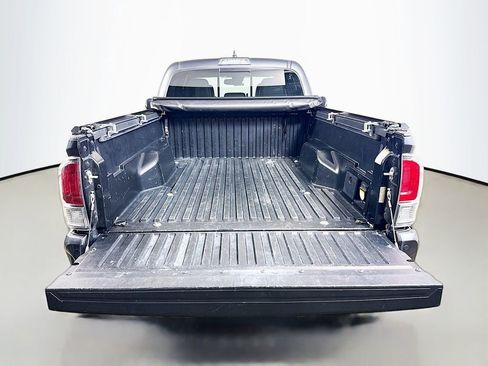 Used 2023 Toyota Tacoma TRD Sport w/ TRD Premium Sport Package AWD/4WD image 8