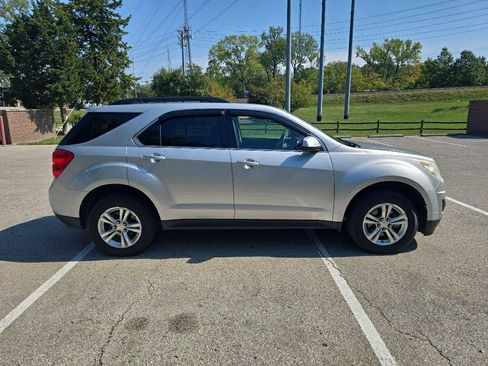 Used 2012 Chevrolet Equinox LT w/ Driver Convenience Package image 4