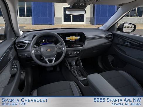 New 2026 Chevrolet TrailBlazer LT w/ Convenience Package AWD/4WD image 15