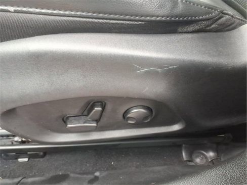 Used 2023 Jeep Compass Latitude w/ Sun and Sound Group image 14