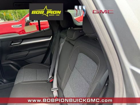 New 2026 GMC Terrain Elevation w/ Technology Package II AWD/4WD image 6