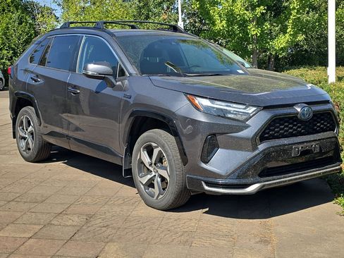 Used 2024 Toyota RAV4 SE w/ Weather & Moonroof Package AWD/4WD image 2