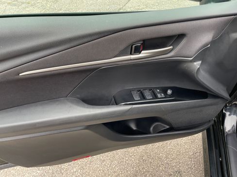 Used 2025 Toyota Camry LE image 20