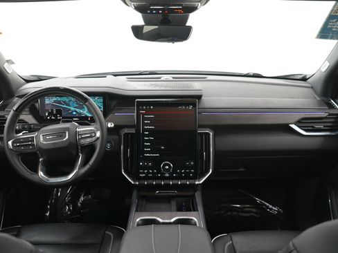 Used 2025 GMC Acadia Denali w/ Super Cruise Package AWD/4WD image 14
