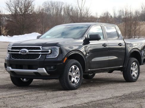 New 2025 Ford Ranger XLT w/ Equipment Group 301A High image 4