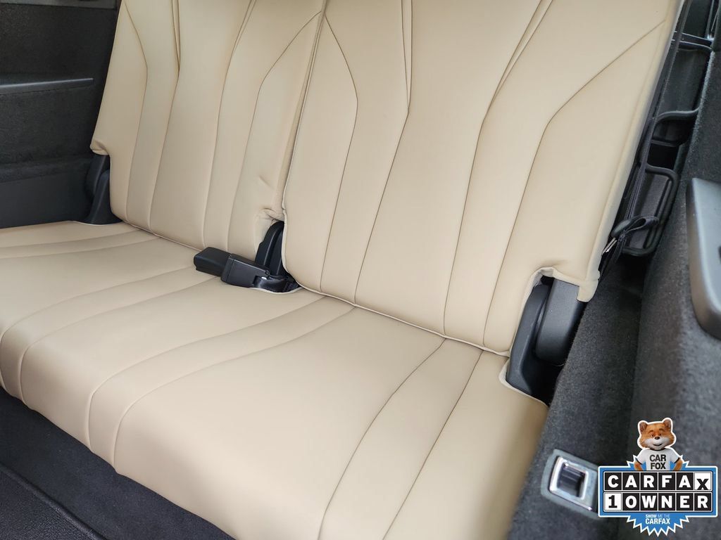 Certified 2025 Acura MDX w/ Technology Package AWD/4WD image 32