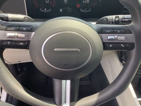 Certified 2025 Hyundai Tucson SEL image 30