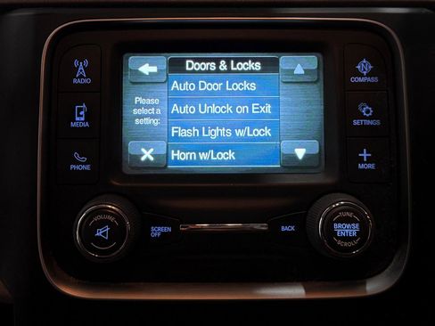 Used 2018 RAM 2500 Tradesman w/ Chrome Appearance Group image 18