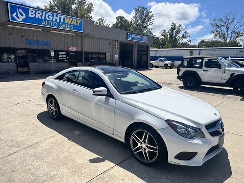 Used 2014 Mercedes-Benz E 350 4MATIC Coupe image 4
