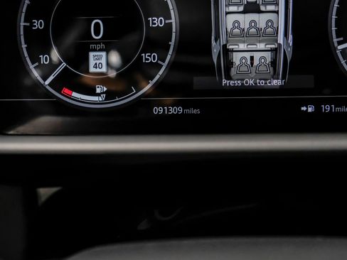 Used 2018 Land Rover Discovery SE AWD/4WD image 21