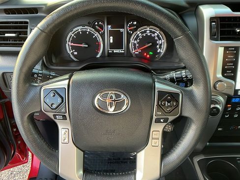 Used 2022 Toyota 4Runner Limited image 25